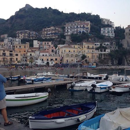 Casa Vacanze Nonna Raffa Amalfi Eksteriør billede